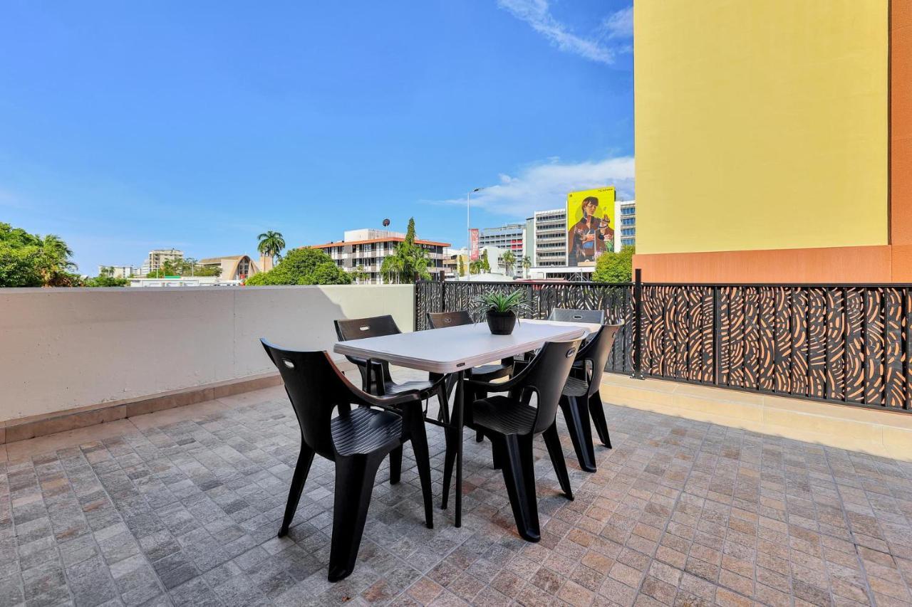 Hotel Capitanos Darwin Exterior foto